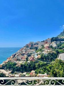 Imagen de la galería de Santiago vacation home in Positano, en Positano 38 fotos más