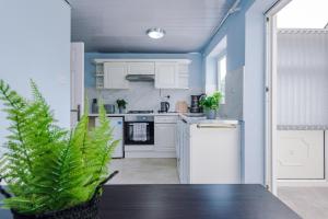 LindleyにあるFamily friendly 3-bed home with free parking on siteのギャラリーの写真