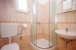 Koupelna v ubytování Apartments Bartulić