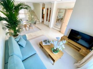 Posedenie v ubytovaní Luxury Villa Teno with private heated pool Free Car Rental in May and June