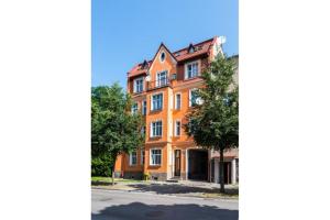 Budova, v ktorej sa apartmán nachádza