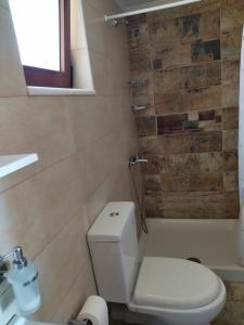 Kúpeľňa v ubytovaní Ostria Apartments Kalives