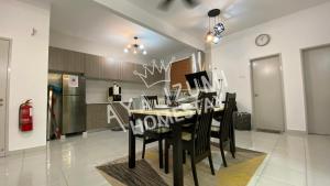 Photo de la galerie de l'établissement Aya Izumi 3 bed Condo near to Bangi Wonderland, à Kajang