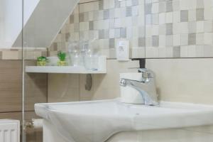 Koupelna v ubytování Apartmani Nina