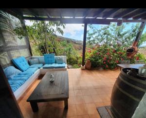 A seating area at Casa Rural SUNSET