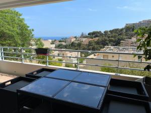 Balkon lub taras w obiekcie appartement Nice ,terrasse ,mer