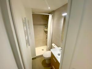 Zdjęcie z galerii obiektu Home Sweet Home Batignolles w Paryżu