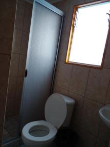 Koupelna v ubytování HOSTAL SOL ATACAMA -CALDERA