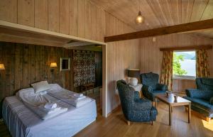 Posezení v ubytování Dragsvik Fjordhotel