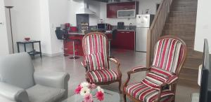 Galeriebild der Unterkunft Le jardin de l'horloge in La Rochelle + 28 Fotos