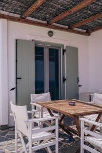 Zdjęcie z galerii obiektu SEA-RENITY KYTHNOS w mieście Kitnos