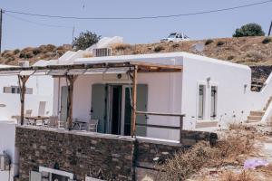 Zdjęcie z galerii obiektu SEA-RENITY KYTHNOS w mieście Kitnos