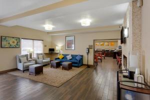 Ruang duduk di Comfort Inn & Suites Woods Cross - Salt Lake City North