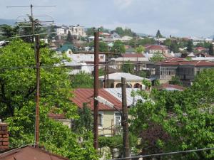 Vista generica su Kutaisi o vista sulla città dall'interno dell'affittacamere