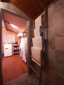 Kuchyň nebo kuchyňský kout v ubytování CASA DI PATOURIA , stenies Andros