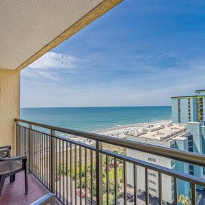 Soothing Oceanview Getaway -- Free Wi-Fi & Free Parking, New Listing