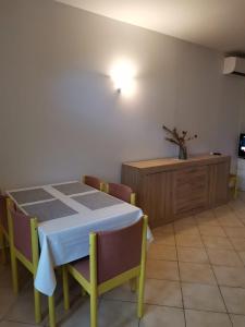 Fotografie z fotogalerie ubytování Apartments Sretna v Gradaci