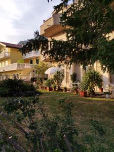 Fotografie z fotogalerie ubytování Apartments Sretna v Gradaci