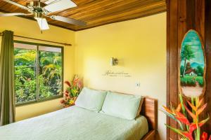 Кровать или кровати в номере Villas Oasis +35 фотографий