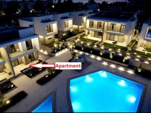 The swimming pool at or close to Luxury Apartment Nikiti Olea Valley
