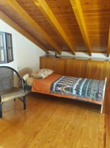 Postel nebo postele na pokoji v ubytování Villa Anesis-Παραθαλάσσια βίλα