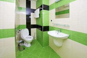 Ванная комната в Family Hotel Paros