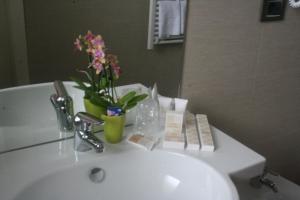 
A bathroom at Villa Eva Hotel

