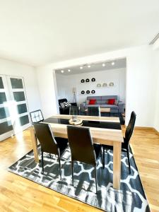 Posedenie v ubytovaní Superbe appartement en centre-ville, 20min de Paris, 5 min d'Enghien