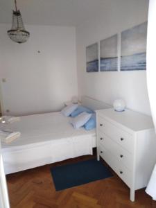 Postel nebo postele na pokoji v ubytování Studio Apartman LENESTA