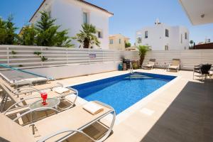 Φωτογραφία από το άλμπουμ του Villa Blue Sky στον Πρωταράς +29 φωτογραφίες