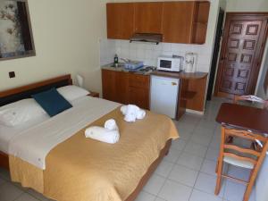 Gallery image of Katerina Hotel in Kanali