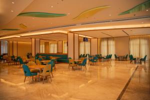 Tulip Inn Majan Hotel and Suites Salalah的休息区