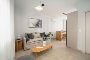 Uma área de estar em Gifel Apartments and Luxurious Suites
