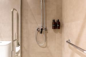 Ένα μπάνιο στο Ronda9 central suites +63 φωτογραφίες