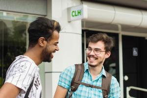 Hóspedes ficando em CLH Suítes Foz do Iguaçu