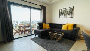 Posezení v ubytování Luxury Apartment with Pool