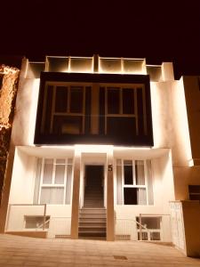 Budynek, w którym mieści się apartament