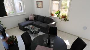 Posedenie v ubytovaní Apartmani Miki