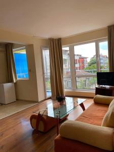 Posezení v ubytování Family hotel Neptun - Lozenets