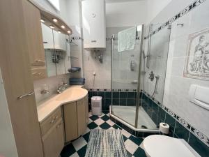 Kúpeľňa v ubytovaní Villa Poldi + 37 fotografií