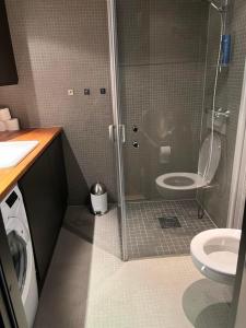 Koupelna v ubytování Fin leilighet ca 30 min med bil til Hunderfossen