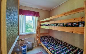 Foto da galeria de 2 Bedroom Nice Home In Svanesund em Svanesund