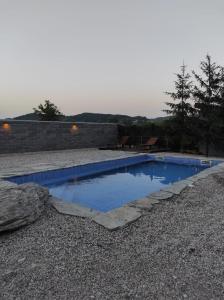 Bazén v ubytování Kuća za odmor Zelenbor nebo v jeho okolí