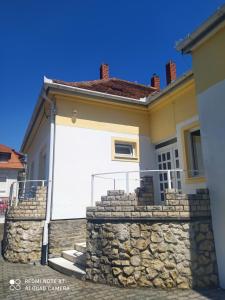 Galeriebild der Unterkunft Villa Vanília in Keszthely