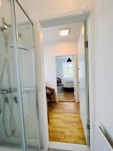 布伦迪欧斯Riverside Hostel的相册照片