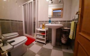 A bathroom at La Morada del Tejar