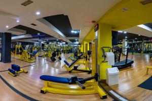 Fitness centrum a/nebo fitness zařízení v ubytování Apartamentos Bahia Playa