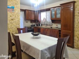Fotografia z galérie ubytovania Antigone House v destinácii Ajos Stefanos