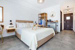 Kuchyň nebo kuchyňský kout v ubytování Ermioni Elegance Hotel