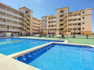 The swimming pool at or close to Atico Apartament Rose